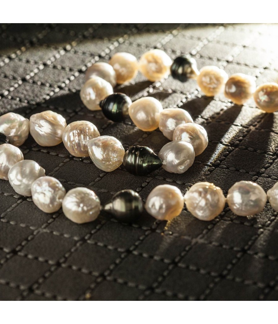 Perlenkette mit und Tahiti- und Süßwasserzucht-Perlen